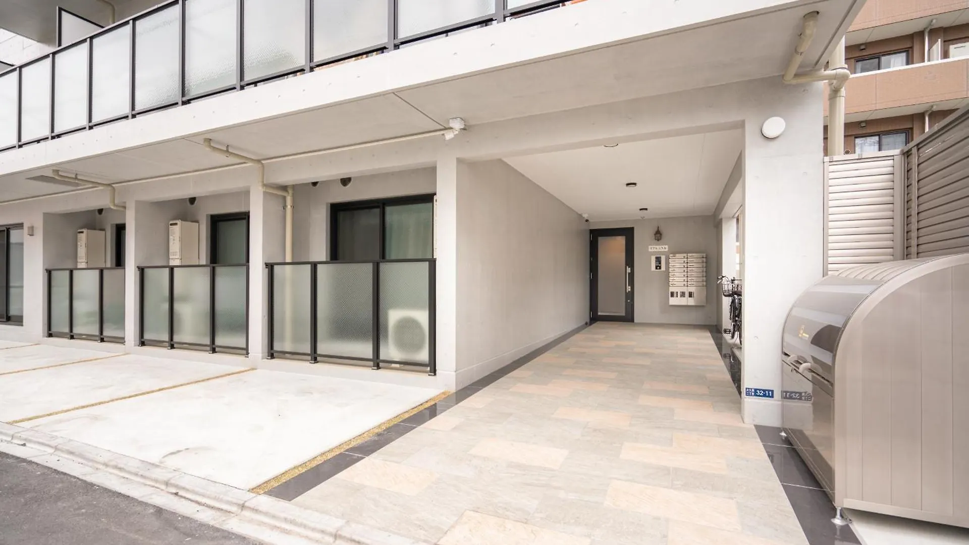 Real Okubo Apartment Hotel Tōkyō